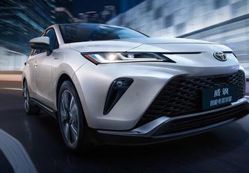 Toyota смогла, а Honda и Nissan — нет. Toyota смогла нарастить продажи своих машин в Китае в годовом выражении, а продажи Nissan падают уже восемь месяцев подряд