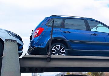 АвтоВАЗ обновил седаны и хетчбэки Lada Granta — их начали красить в новый цвет