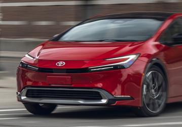 В США назвали самые экологически чистые автомобили. На первом месте Toyota Prius Prime, в топ-10 Toyota RAV4 и Toyota Camry, но ни одной машины Tesla