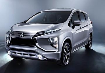 Практичный семиместный Mitsubishi с неубиваемым мотором неуклонно дешевеет в России. Цена Mitsubishi Xpander опустилась ниже 2,5 млн рублей