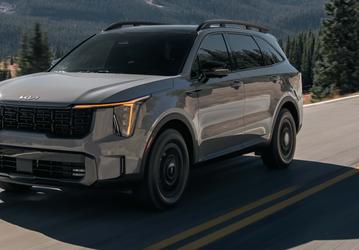 Совершенно новый Kia Sorento вышел на рынок Казахстана. 2,5-литровый атмосферный мотор, «автомат» и полный привод за 3,8 млн рублей (18,69 млн тенге)