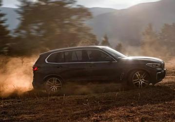 В России начали продавать удлинённые BMW X5 и BMW X1 из Китая. Сколько они стоят?