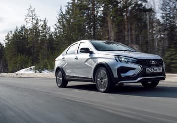 Lada Vesta — новая, а проблемы — старые. В первом тесте Vesta с вариатором обнаружились «глюки» приборной панели, барахлящий круиз-контроль и плохо работающие подрулевые рычажки