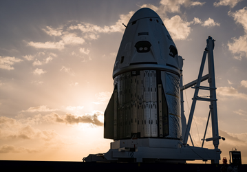 Корабль SpaceX Crew Dragon Endeavour побил рекорд: он провёл на орбите 466 дней
