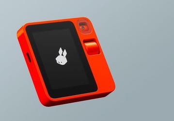 Rabbit R1, которому предвещают стать следующей ступенью эволюции карманных гаджетов, готов к отправке первых 10 000 моделей