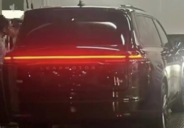 Leapmotor и BYD идут разными путями: новейший внедорожник с 800-вольтовой зарядкой Leapmo C16 представят в апреле