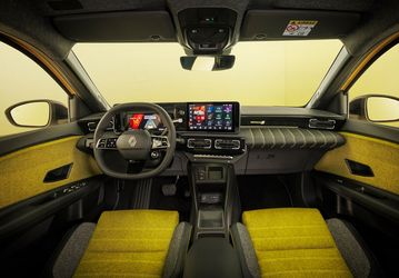 Самый ожидаемый новый Renault за последние годы: десятки тысяч человек выстроились в очередь за Renault 5 E-Tech