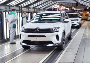 В России началось производство современных европейских кроссоверов Citroёn C5 Aircross с 3-летней гарантией. Цена выросла ещё до начала продаж