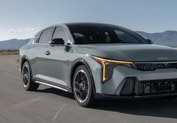 Представлен совершенно новый Kia K4 (Cerato). Крутой дизайн, турбомотор и цена всего 20 тыс. долларов