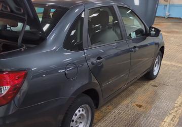 Lada Granta с двумя подушками безопасности уже появилась у дилеров