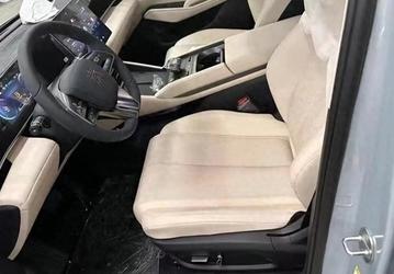 Новый BYD с расходом менее 4 л на 100 км: BYD Qin L показали внутри и снаружи