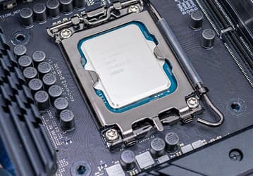 Жадный до энергии зверь. Обзоры Core i9-14900KS показали, что процессор разогревается почти до 120 градусов