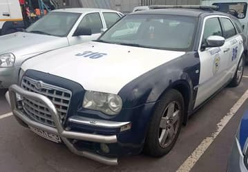 В Белоруссии на продажу выставили Chrysler 300С c двигателем V8 Hemi из кортежа Лукашенко. Машину оценили всего в 420 тыс. российских рублей