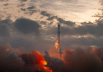 «Не верится, что это реальное фото», — Илон Маск показал снимки, сделанные со Starship из космоса