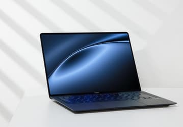 Так выглядит первый в мире ноутбук с процессором Intel Core Ultra 9 и массой менее 1 кг. Живые фото Huawei MateBook X Pro