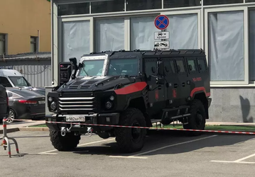 Московский метрополитен приобрел десятитонный броневик «Буран» со шноркелем