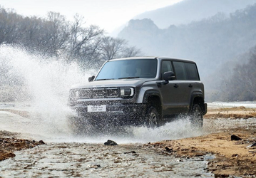 Конкурент Tank 300: представлен новый BAIC Beijing BJ40 с бензиновым или дизельным моторами на выбор