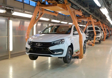АвтоВАЗ не будет выпускать машины две недели