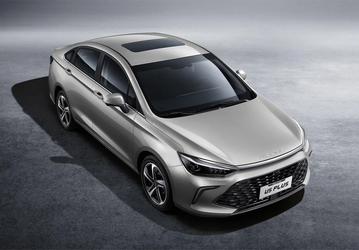 Замена Skoda Octavia, Kia Cerato, Hyundai Elantra и Ford Focus. В России сильно изменились цены на BAIC U5 Plus за год с момента выхода