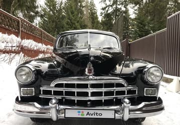 Шестиместный и шестиоконный советский лимузин, но с коробкой передач Mercedes. В Москве продают ЗИМ ГАЗ-12 c пробегом всего 5 тыс. км