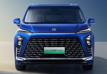 Аналог Toyota Alphard от Buick стал хитом: более 10 тыс. заказов за 72 часа. Buick GL8 Lu Zun PHEV предлагает люксовое оснащение с экраном 6К, 397 л.с. и запас хода 1370 км