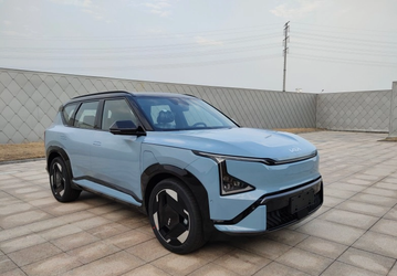 Это полноприводный Kia EV5 GT для мирового рынка: появились живые фото и детали