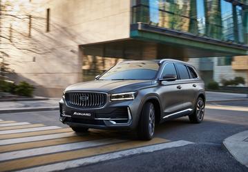 Обновлённый флагманский кроссовер Geely Monjaro представлен в России — цена не изменилась