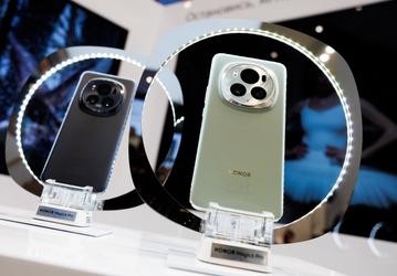 Стартовал предзаказ на пятикратного чемпиона Honor Magic6 Pro в России – со скидками и подарками на 50 тысяч рублей