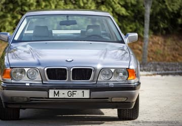 Таинственный BMW с мотором V16 полностью рассекречен. Вместе с инновационным двигателем «семерка» BMW 750iL V16 Goldfish получила алюминиевый кузов