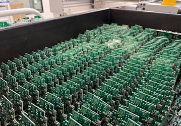 Российское предприятие сможет выпускать до 2500 кв. м печатных плат в год