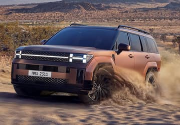 281 л.с., 8-ступенчатый «автомат» и полный привод всего лишь за 4 млн рублей. В Казахстане объявили цены на новый Hyundai Santa Fe