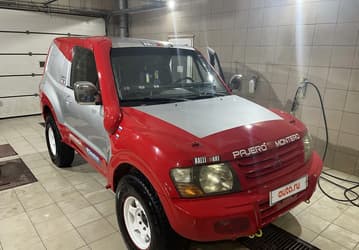 В России продают редкий Mitsubishi Pajero, который проедет везде. Машину готовили для ралли-рейдов