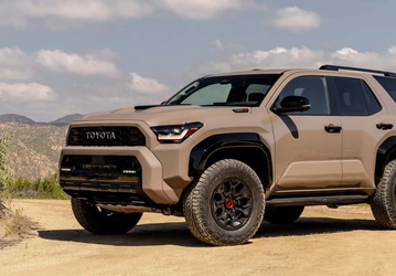 Самый надёжный автомобиль в мире Toyota 4Runner резко подешевел в России. Цена упала на 1,5 млн рублей