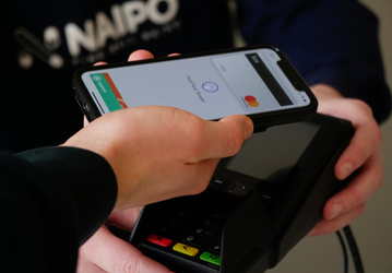 ФАС России потребовала объяснений от Apple: почему в iOS запрещены все платёжные системы, кроме Apple Pay?