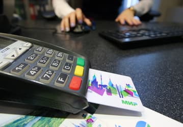 Председатель Кабмина Киргизии: прекращение обслуживания карт «Мир» — временное