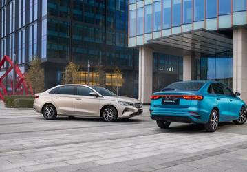 Продающийся в России Geely Emgrand превратили в спирто-электрический гибрид: 132 л.с. и расход 9,2 л метанола на 100 км — за 15 тыс. долларов