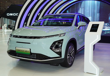 Chery везёт в Россию новую версию бестселлера Omoda C5 и электромобиль Omoda E5