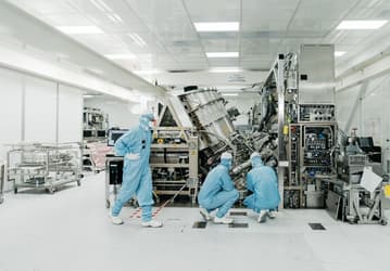 США мало имеющихся санкций — теперь они хотят запретить ASML даже просто обслуживать имеющиеся в Китае машины для производства полупроводников