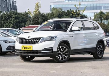 Skoda Kamiq подешевел почти на миллион рублей. Столичный дилер обрушил цены на популярный кроссовер