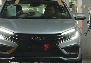 АвтоВАЗ уже выпускает Lada Vesta с мотором 1,6 л, вариатором и ESP. Но пока это лишь «пробники»