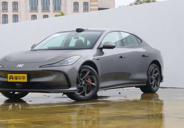 Это не удалось даже спорткарам Porsche и McLaren. Первый в мире серийный автомобиль с твердотельным аккумулятором, IM L6, побил 25-летний тест скорости