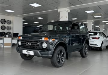 Топовая Lada Niva Legend — всего 1 млн рублей. В Белоруссии «легендарная» Niva оказалась дешевле, чем в России