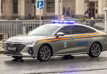 МЧС России закупило китайские машины взамен Toyota Camry: Chery Arrizo 8 получили номера от японских седанов