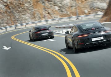 Новейший Porsche 911 представят 28 мая. Впервые в истории модели это будет гибрид