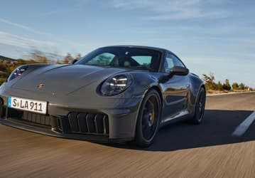 Представлены новые Porsche 911 Carrera и Carrera GTS: впервые в линейке Porsche 911 гибрид 