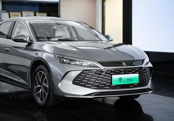 BYD нанесла удар по Toyota. Представлена гибридная установка BYD DM пятого поколения: запас хода 2100 км и расход всего 2,9 л/100 км