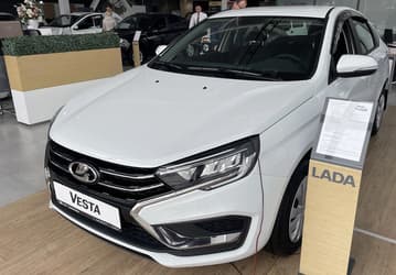 С начала продаж Lada Vesta NG в среднем подорожала на 200 тыс. рублей. И скоро снова подорожает