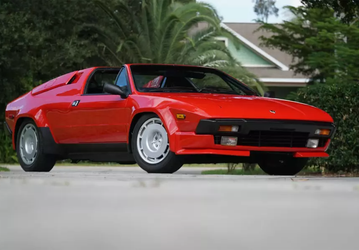 Уникальный Lamborghini Jalpa в кузове тарга с маленьким пробегом выставили на продажу