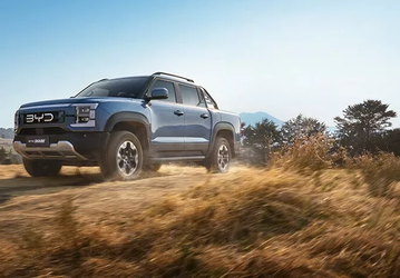 Дизайн в стиле Ford F-150 Lightning, 430 л.с., 100 км без бензина, независимая подвеска и функция караоке. Таким получился BYD Shark