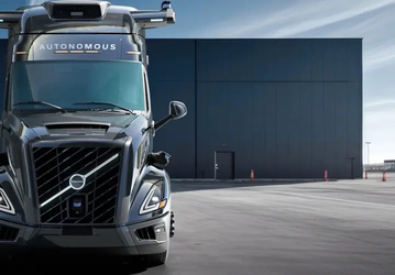 Представлен первый полностью беспилотный грузовик Volvo с автопилотом 4-го уровня. Технологии поставила Aurora